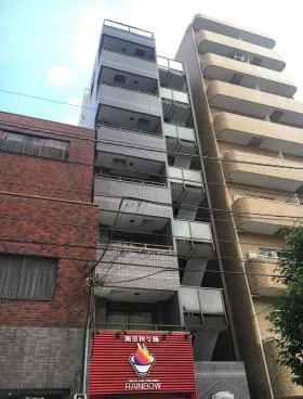 ワイズビルの外観