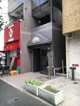 ワイズビルの外観