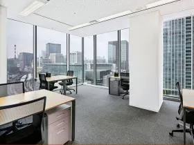 Regus(リージャス)丸の内パシフィックセンチュリープレイスビジネスセンターの外観