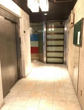 麹町シャインビルの外観