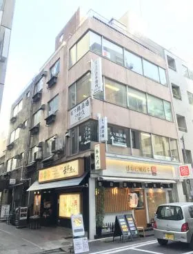 イーストビルの外観