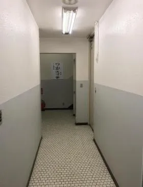 イーストビルの外観