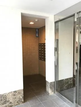 デュオ・スカーラ麹町ビルの外観