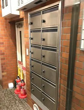 小林ビルの外観
