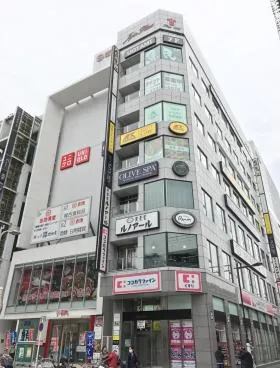 十仁タワーの外観
