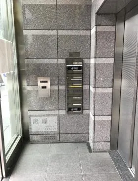 十仁タワーの外観