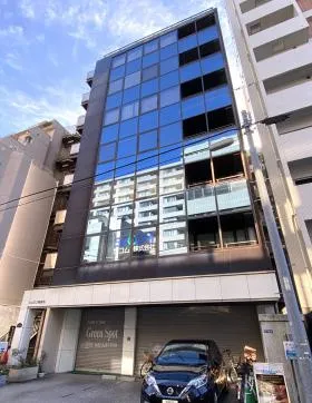 シェラン南麻布ビルの外観