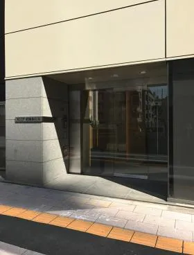アトミックスビルの外観