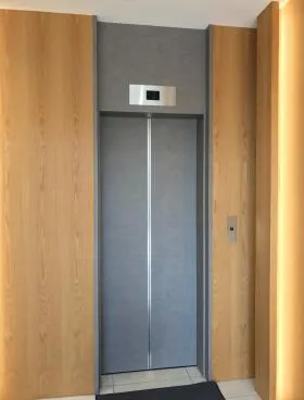 アトミックスビルの外観