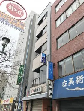 林ビルの外観
