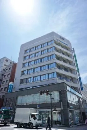 市川島村ビルの外観
