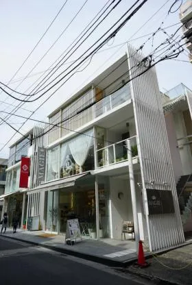 HOLON Lの外観