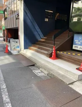 渡東ビルの外観