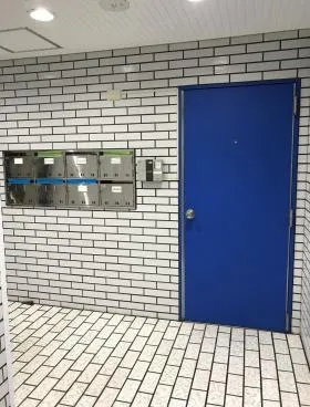 三勇地所ビルの外観