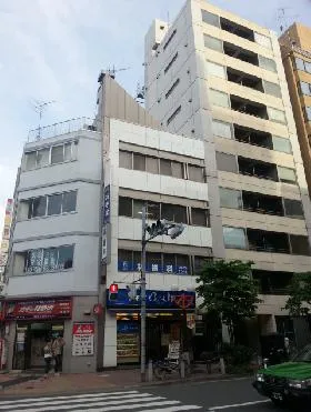 ひたちやビルの外観