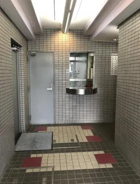 THビルの外観