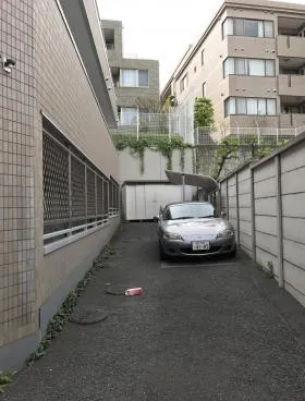 代々木パークハイツビルの外観