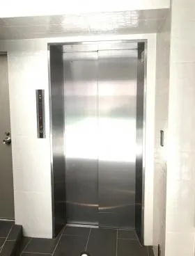 ウィンド入船ビルの外観