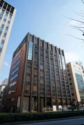 松岡田村町ビルの外観