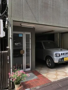 原ビルの外観