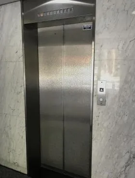 ミクニビルの外観