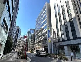 堀留THビルの外観