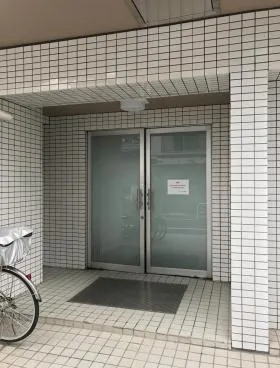 高田馬場ビルの外観