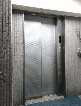井筒屋ビルの外観