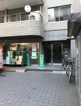 ゼフィロス南青山ビルの外観