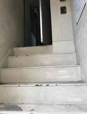 総合経営ビルの外観