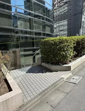 CROSS COOP渋谷(ヒューリック渋谷1丁目)ビルの外観