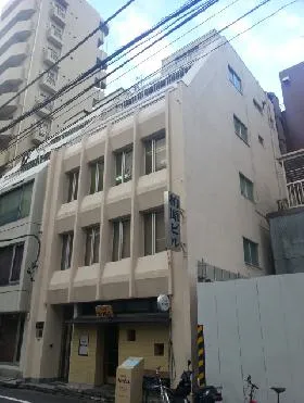 柏原ビルの外観