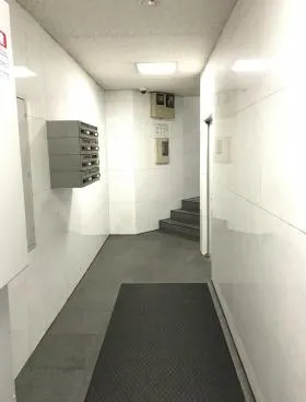 晴花ビルの外観
