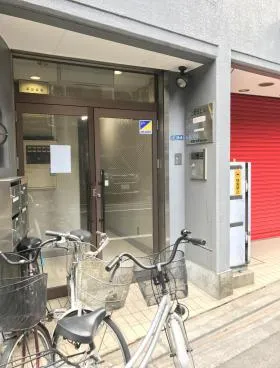 上野Sビルの外観