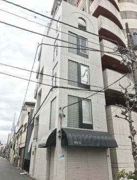 第二織田屋ビルの外観