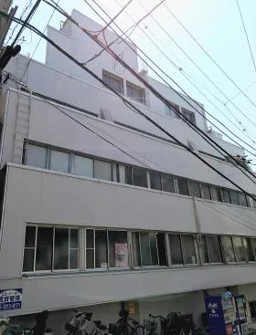 三洋ビルの外観