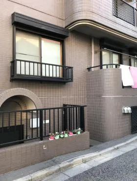 HILLS本郷ビルの外観