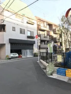 HILLS本郷ビルの外観