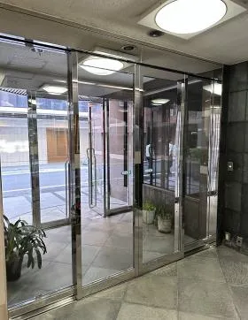 築地高野ビルの外観