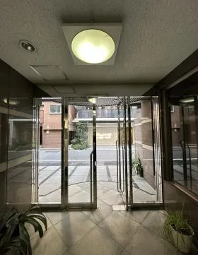 築地高野ビルの外観