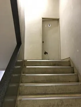 桂昇茅場町ビルの外観
