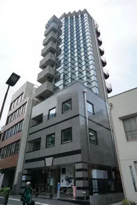 第5服部ビルの外観