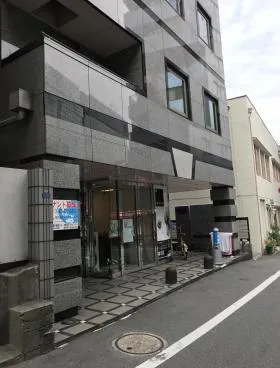 第5服部ビルの外観