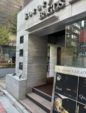 銀座高松ビルの外観