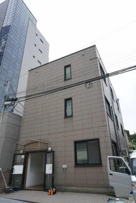 ピュア四谷ビルの外観