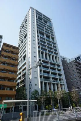 アクシア麻布ビルの外観