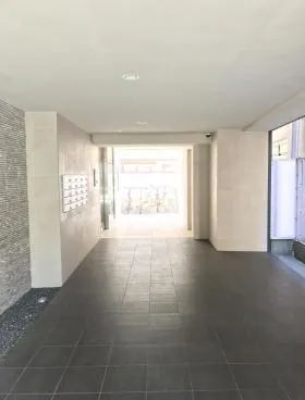 アリエルズ赤坂の外観