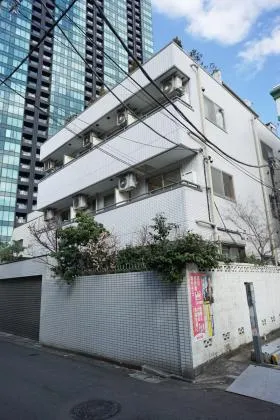 アーデン三田の外観