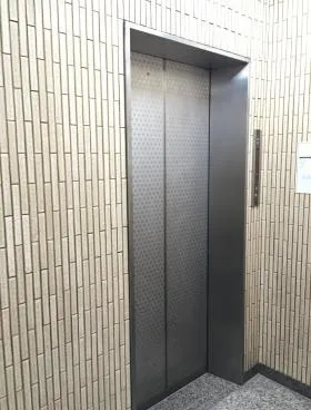 ハイパーク日本橋の外観