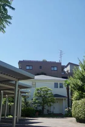 久高ハウスA棟ビルの外観